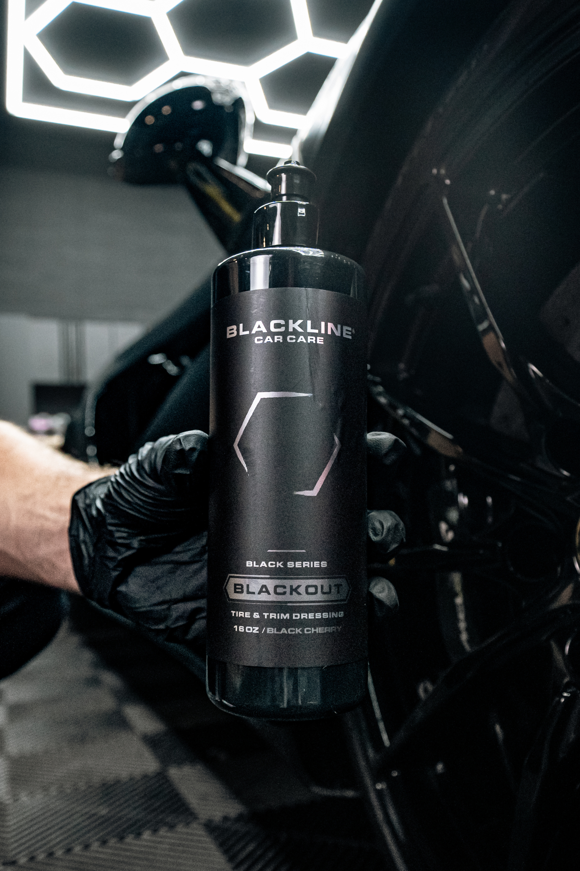BLACKLINE® Blackout Tire & Trim Dressing