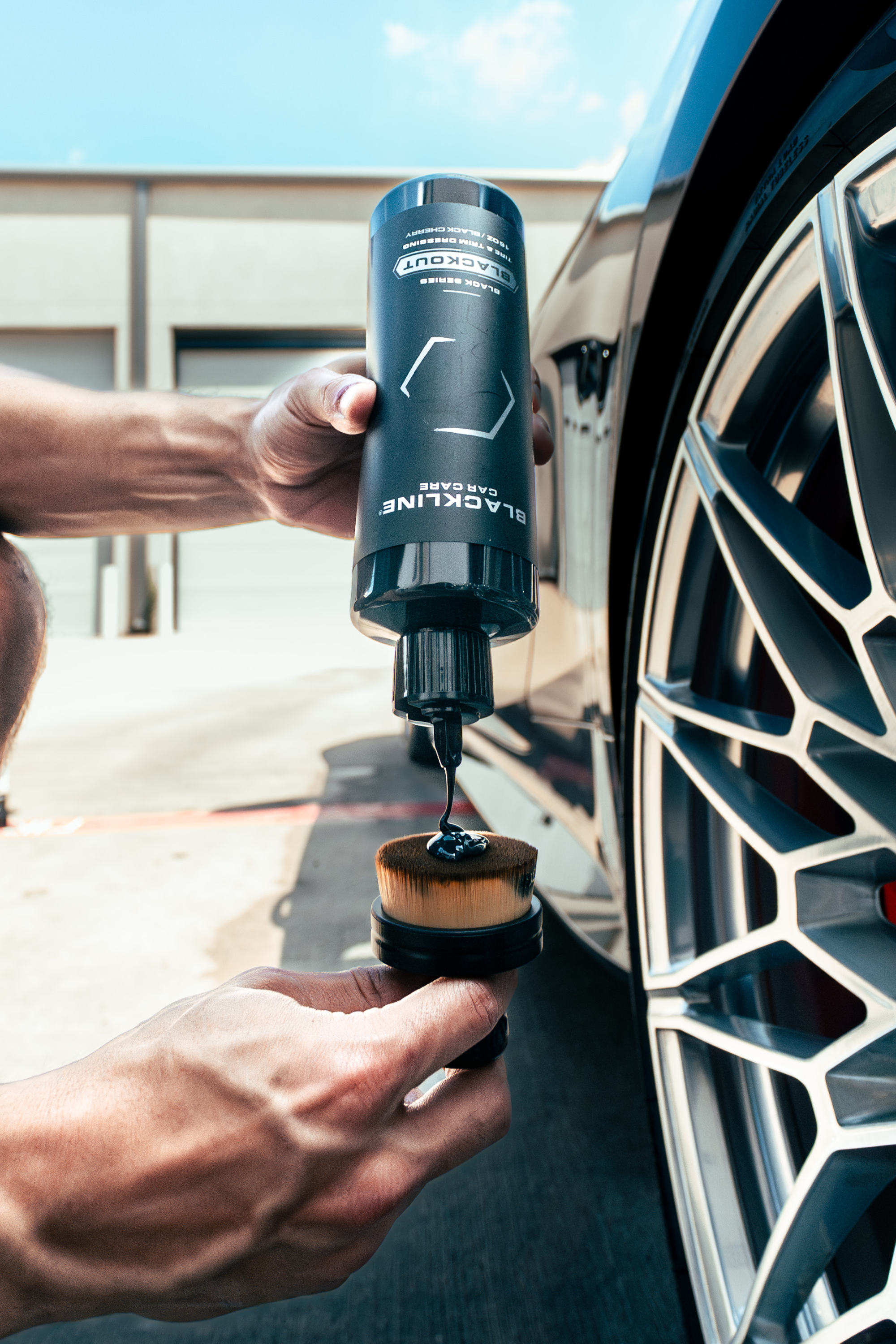 BLACKLINE® Blackout Tire & Trim Dressing